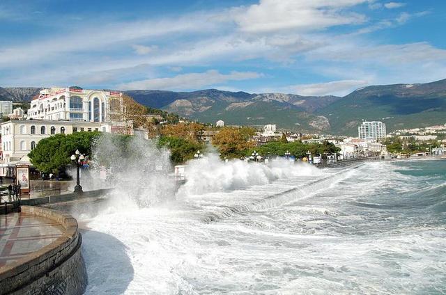 Сколько на самом деле стоит день отдыха в Ялте: цены не из дешевых