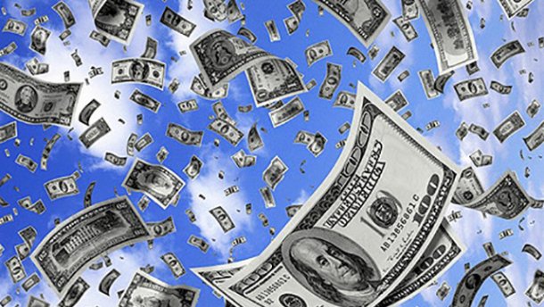 Пенсии депутатов, судей и прокуроров: Пенсионный фонд назвал суммы