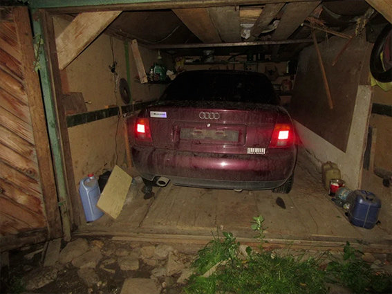 На Прикарпатье водитель насмерть сбил ребенка и бросил тело на берегу реки