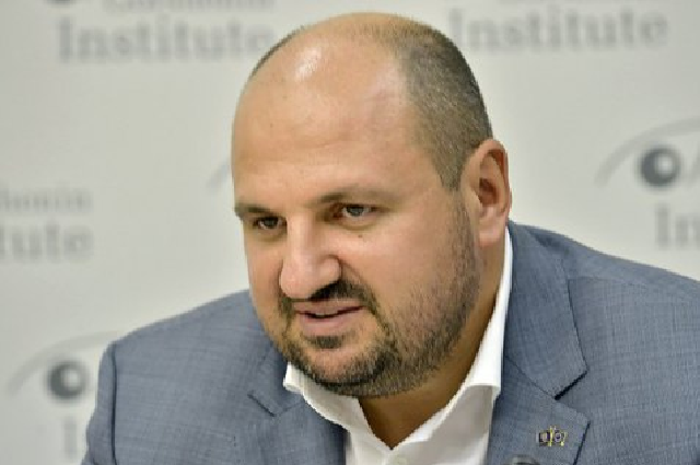 Нардеп Розенблат називає інформацію про хабар, отриманий його охоронцем, «спланованою провокацією»