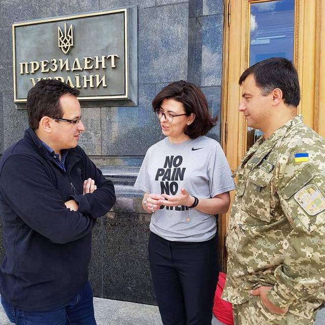 Нардеп от "Самопомочи" Тарас Пастух присоединился к голодовке Березюка и Сыроид