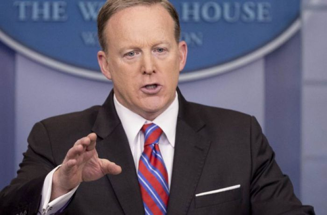 Трамп не признает новые санкции против Росси