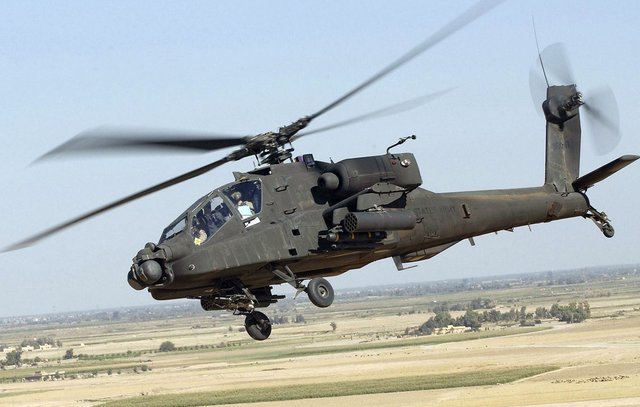 Американский вертолет впервые сбил беспилотник с помощью лазера