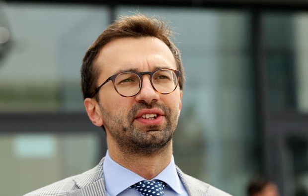 СБУ нужно ловить шпионов, а не бизнес "кошмарить" – Лещенко