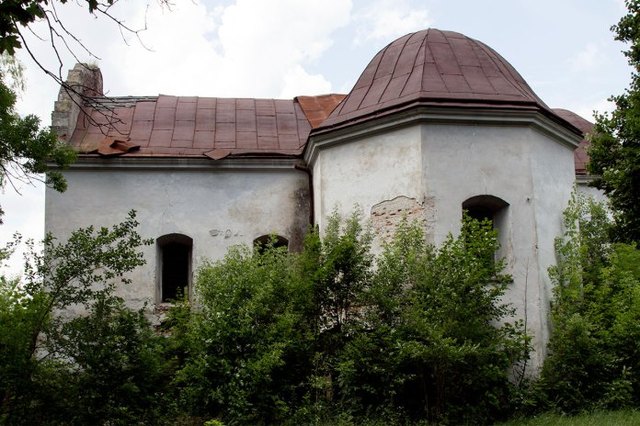 Во Львовской области продается старинный костел