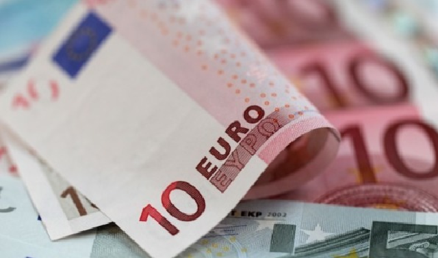 От хорошей жизни. Эксперты назвали причины стремительного роста курса евро в Украине