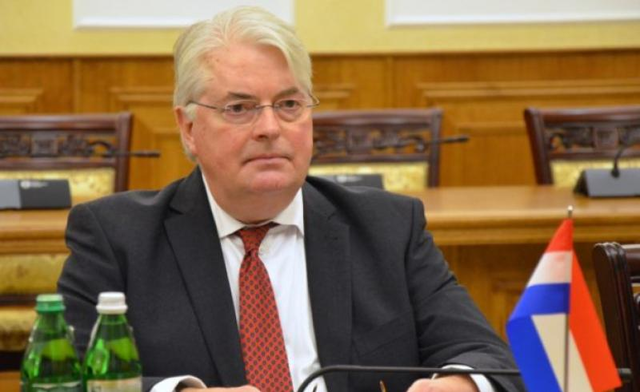 Коррупция в Украине «разрушает» уверенность инвесторов – посол Нидерландов в Украине