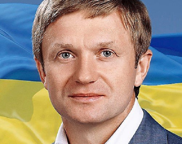 Степан Ивахив: псевдопатриот обувает державу в тендерные лапти и грабит вдову погибшего друга