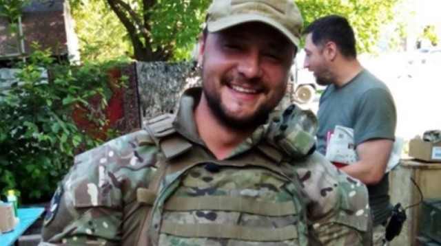 "Расхр*начили колонну сепаров. Два "Урала" и какая-то броня. Положили человек двенадцать"- боец АТО