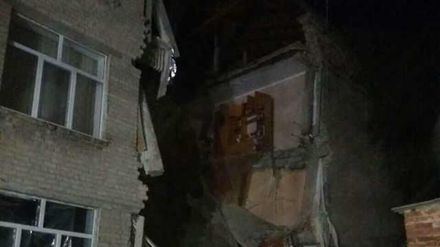 Под Николаевом обрушилась часть школы