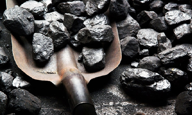 Террорист рассказал, как "ДНР" торгует углем с Киевом