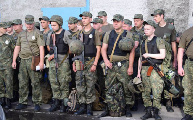 В Славянске подняли по тревоге весь личный состав полиции