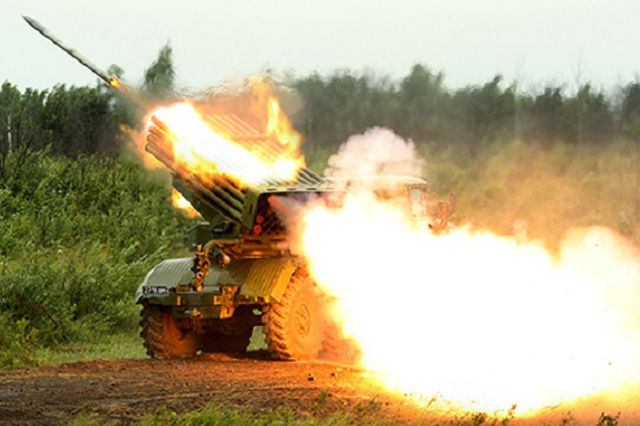 Сутки в АТО: 27 обстрелов, двое украинских военных ранены