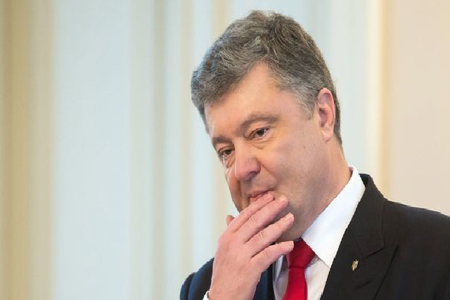 Порошенко – Тиллерсону: "Киев войну не начинал, ее задумали в Москве"