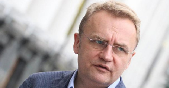 Почему Ryanair уходит из Львова: объяснение Садового