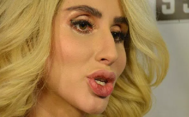 Лобода пригрозила “купці українських радикалів”