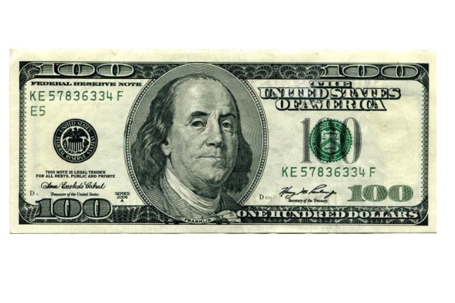 В Украине ходят качественные 100-долларовые фальшивки, которые не выявляют терминалы