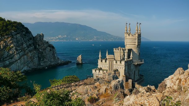 Туристический сезон в Крыму: почему россиянам не нравится полуостров