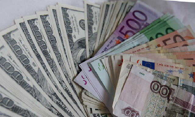 Курс доллара в Украине вырос после падения