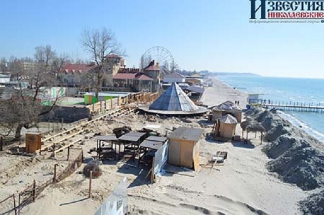 Рейдерские захваты пляжей в Коблево связаны с сомнительными решениями главы местного совета