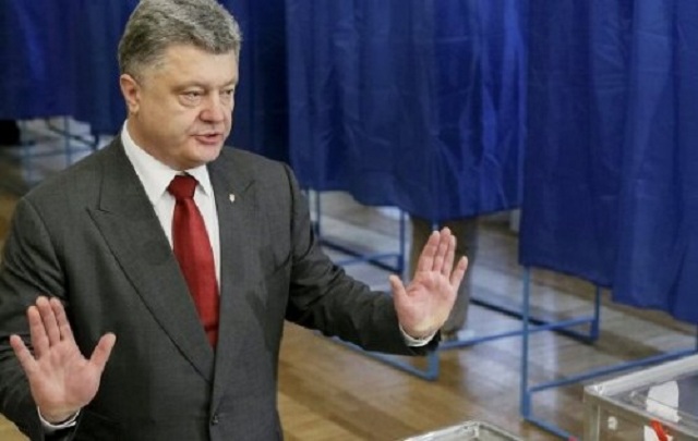 Порошенко выборами будет крутить, как цыган солнцем – Речинский