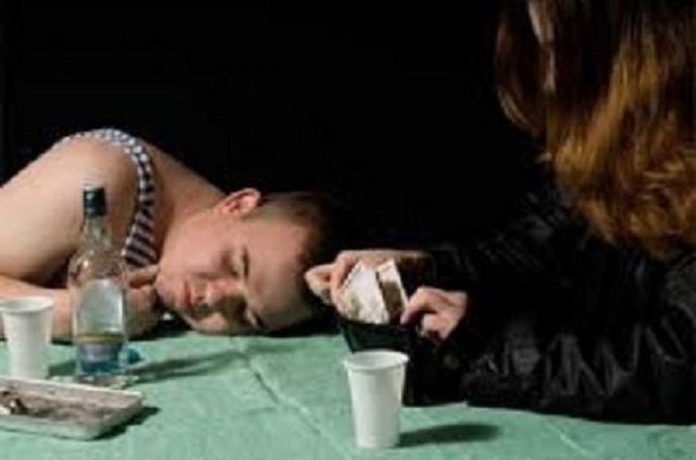 Полиция разгромила банду клофелинщиц