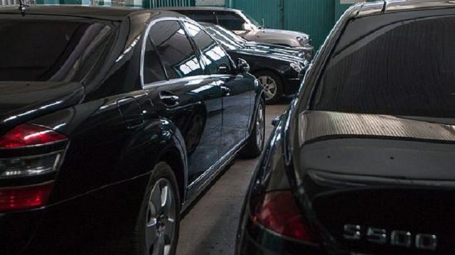 Генеральна прокуратура України планує закупити 15 легкових автомобілів на суму 9.560.000 грн