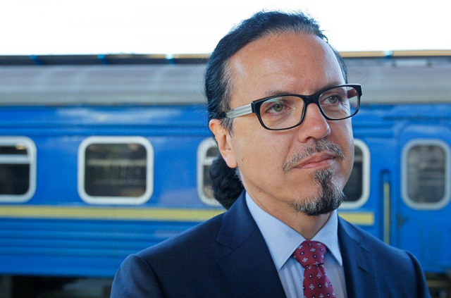 Балчун: билеты на поезд можно купить через iPhone