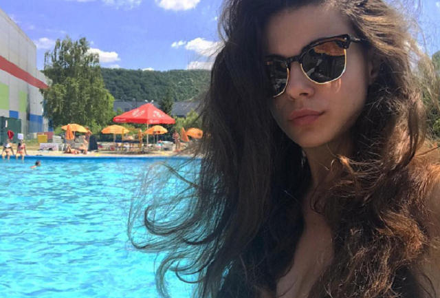 Не захотела в "Малороссию": гламурная "чиновница ДНР" решила сбежать в Мариуполь