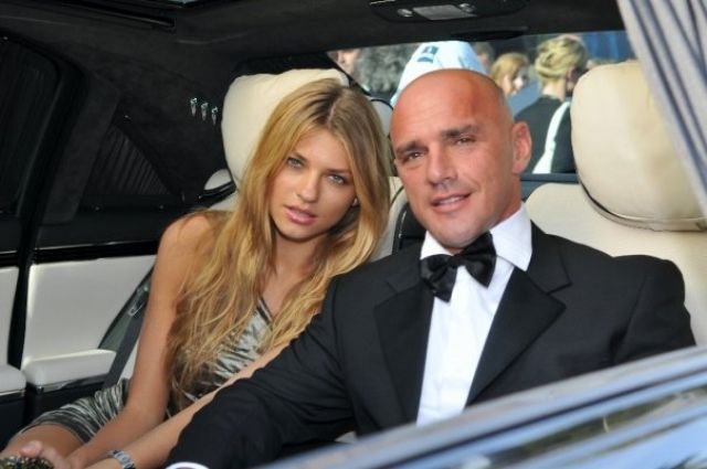     Toyota Land Cruser  2,4 