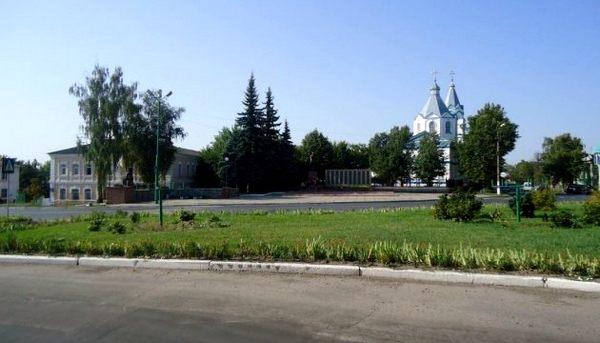 У Лохвиці забули: перед державою всі церкви рівні