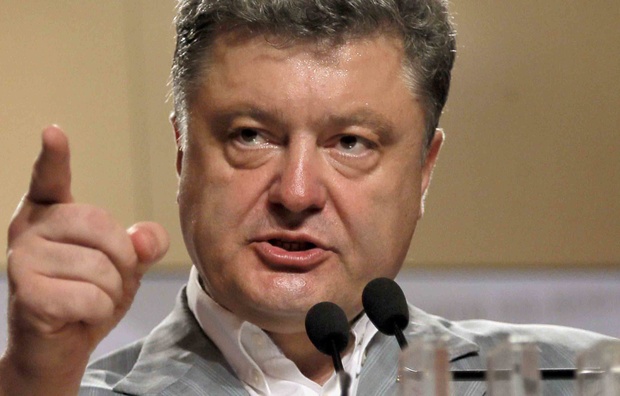 Порошенко дискредитирует Раду с целью установления авторитаризма – Лещенко