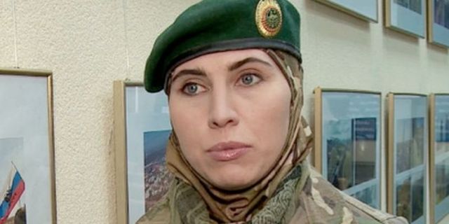 Аміна Окуєва склала іспити на лейтенанта ВДВ