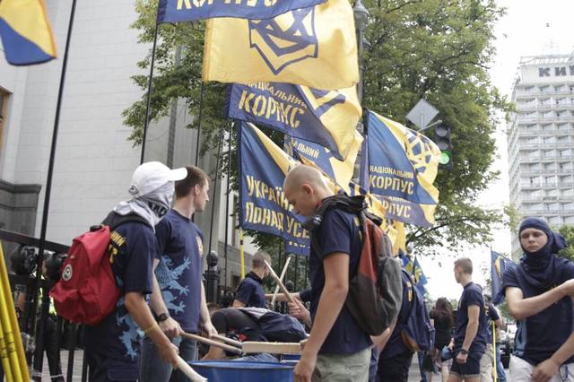 Депутат Ильенко пообещал антироссийские марши уже осенью