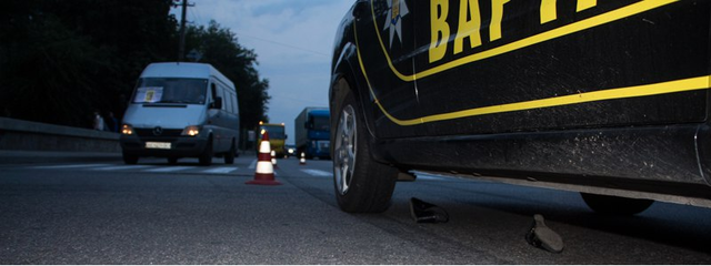 Проклятый перекресток: В Киеве на Богдана Хмельницкого Chevrolet «Муниципальной Варты» сбил женщину