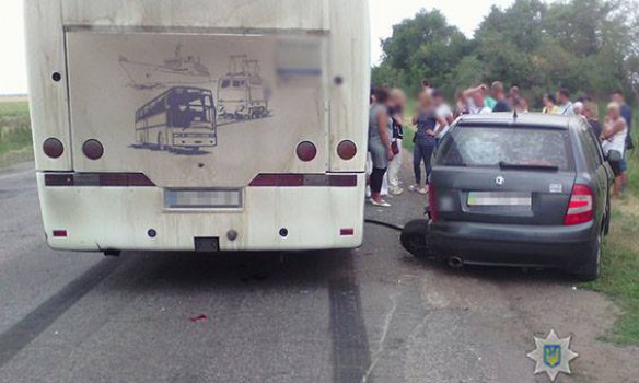 На трассе "Харьков-Симферополь" водитель автобуса спровоцировал смертельное ДТП