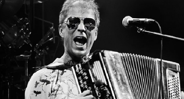 Известный российский музыкант решил эмигрировать из России