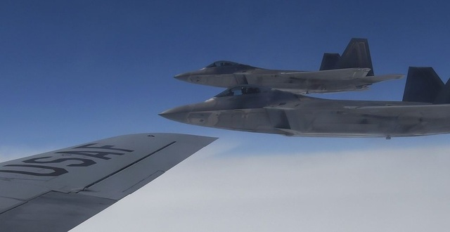 Пошли на перехват: стало известно об опасном инциденте с самолетами России и НАТО