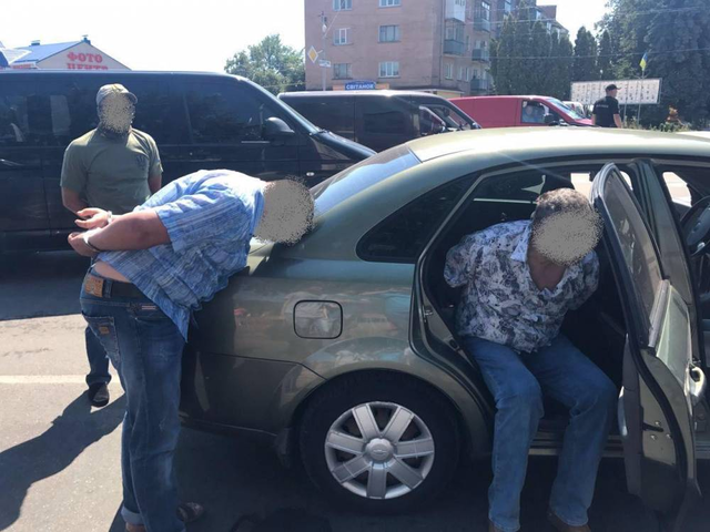 Начальник тюрменой больницы попался на взятке в Бердичеве