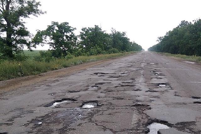 На дорогах Черкащини досі заробляють екс-регіонали