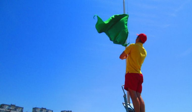 В Киеве разрешили купаться на 6 пляжах