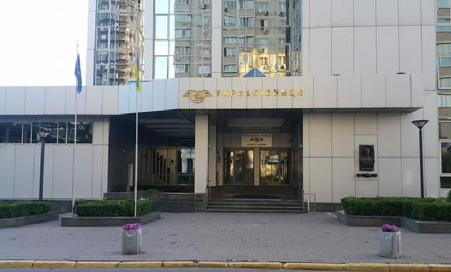 Луценко просит Гройсмана уволить Балчуна