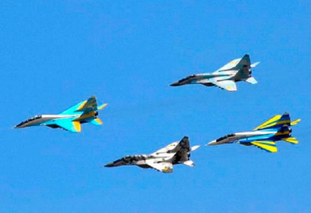 «Украина гордится!» Первые лица страны поздравили военных с Днем Воздушных сил