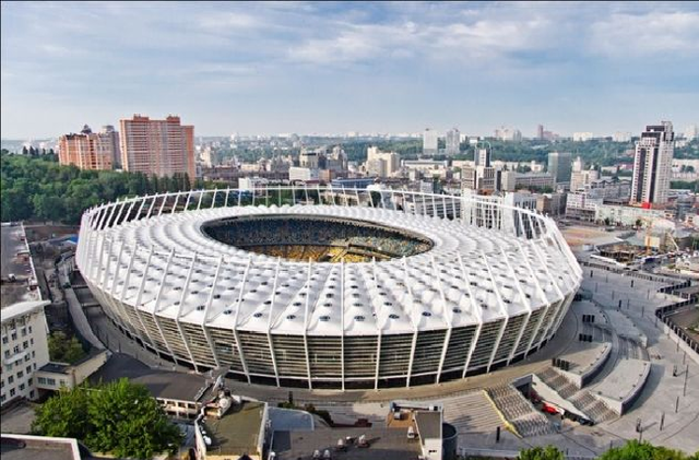 Ахметовский Шахтер выгнал Динамо с НСК Олимпийского