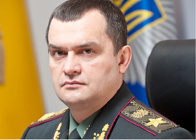 Экс-глава МВД Захарченко не упускает возможность взять под контроль добычу золота в Украине