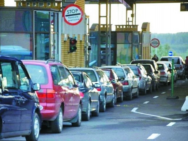 Более 50 тысяч автомобилей с иностранной регистрацией находятся в Украине нелегально