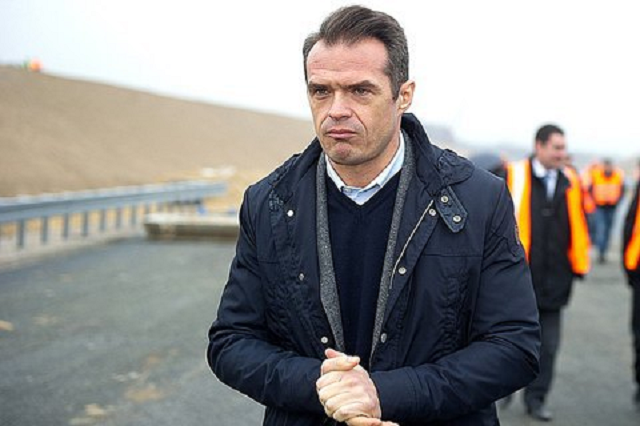 Главе Укравтодора подняли зарплату на 900%