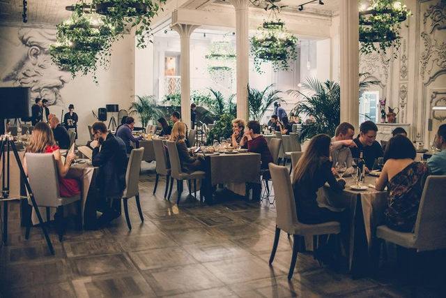 В известном ресторане Одессы отказали бойцам АТО