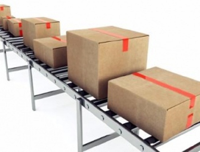 Митники хочуть прискорити доставку посилок з-за кордону