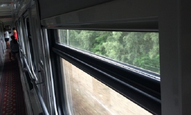 Ад в вагонах продлится: заявление "Укрзалізниці" взбесило украинцев